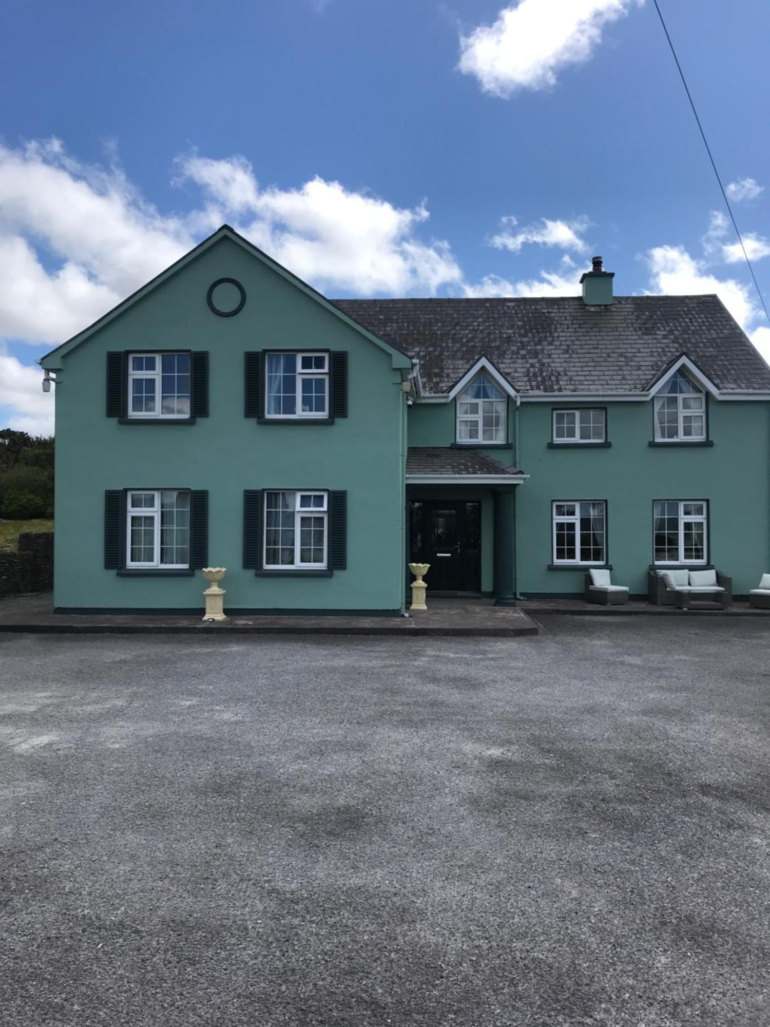 Kielty'S Of Kerry Bed And Breakfast Waterville Exterior photo